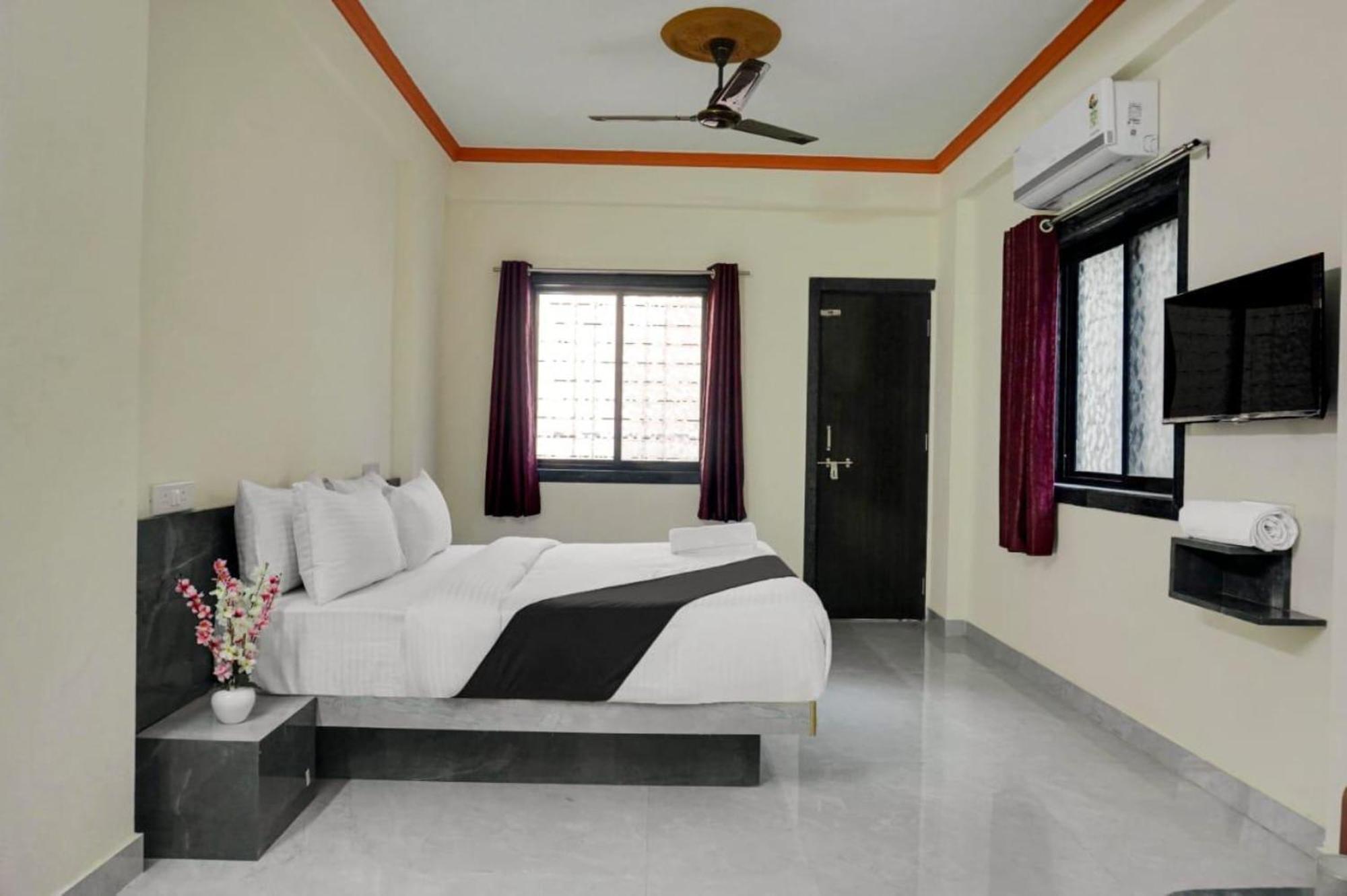 Hotel Paradise-Near Eon It Park Kharadi 푸네 외부 사진