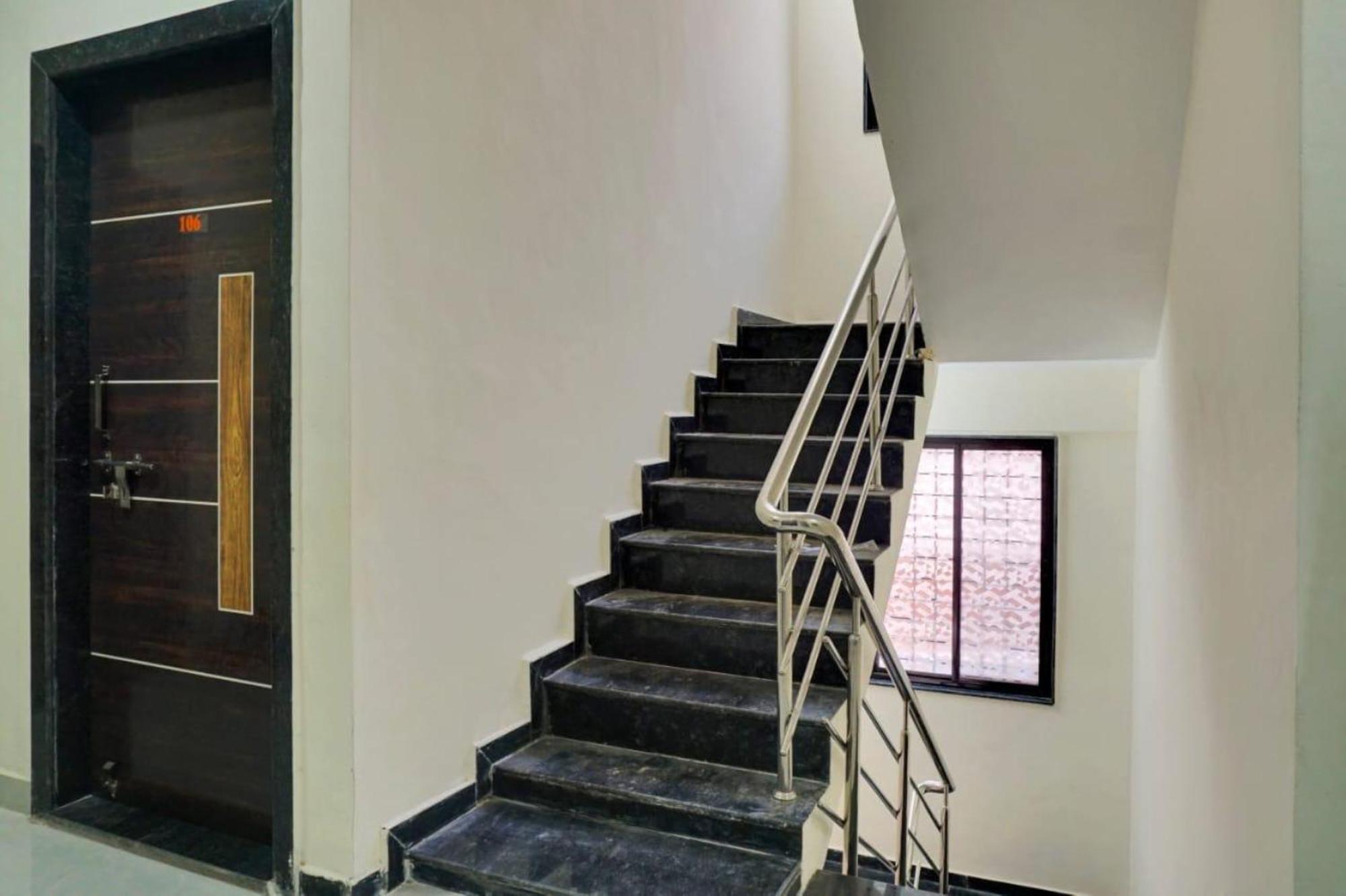 Hotel Paradise-Near Eon It Park Kharadi 푸네 외부 사진